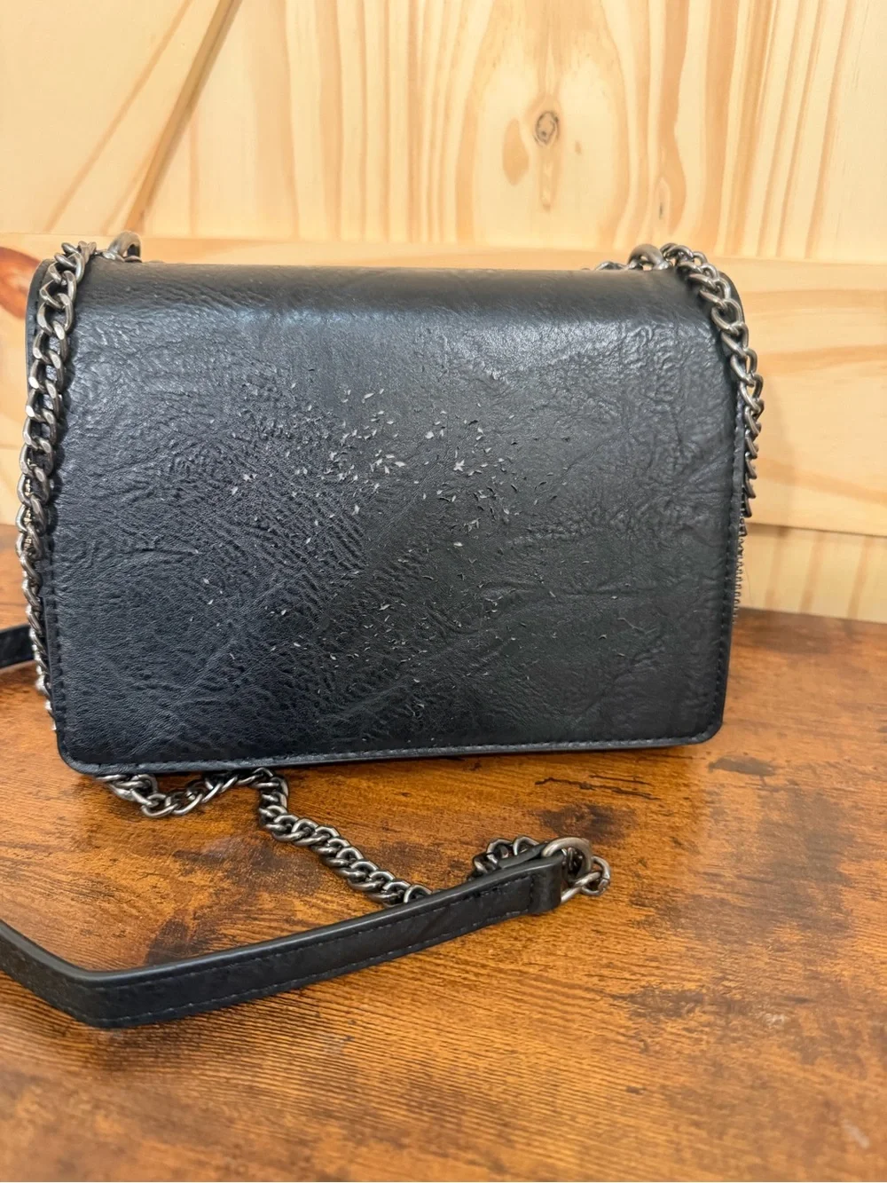 Wrangler Black Crossbody Bag with Chain Strap